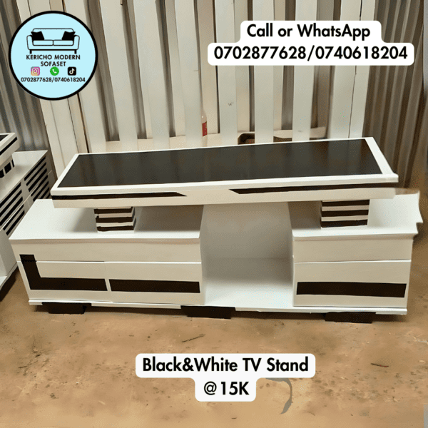 Black&White TV Stand